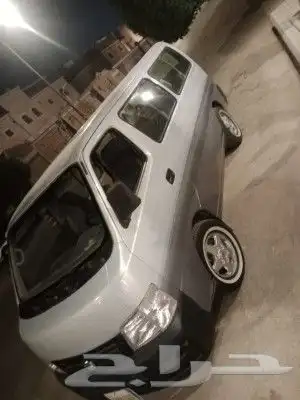 نيسان اورفان 2005 بحالة ممتازه كل شي بحالة ممتازه 0