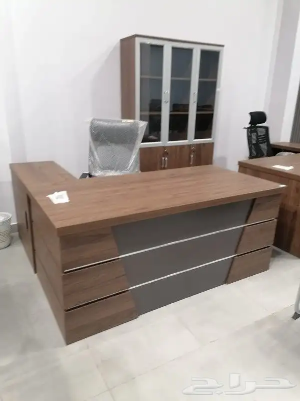 للاثاث المكتبي 2