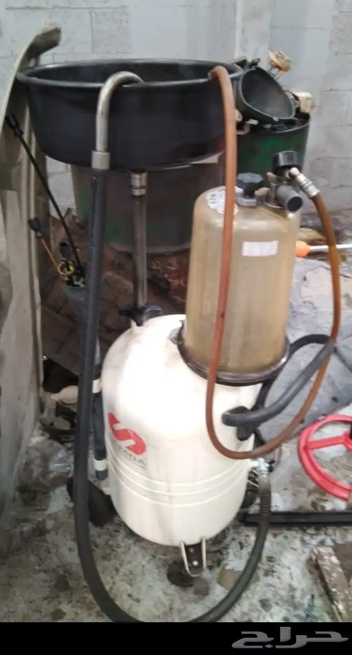 جهاز تغير الزيت ب حاله جيده جدآ لأعلى سوم 0