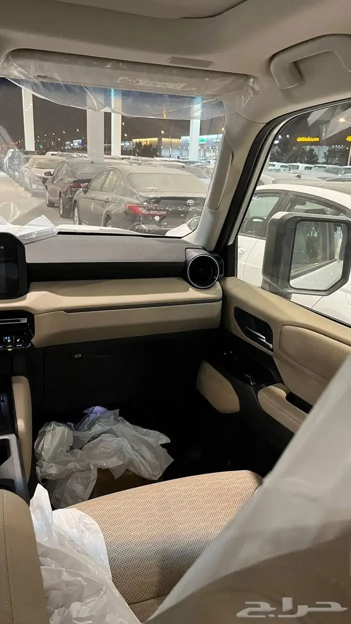 تويوتا برادو TXL3 موديل 2025 فل كامل عرض خاص 7