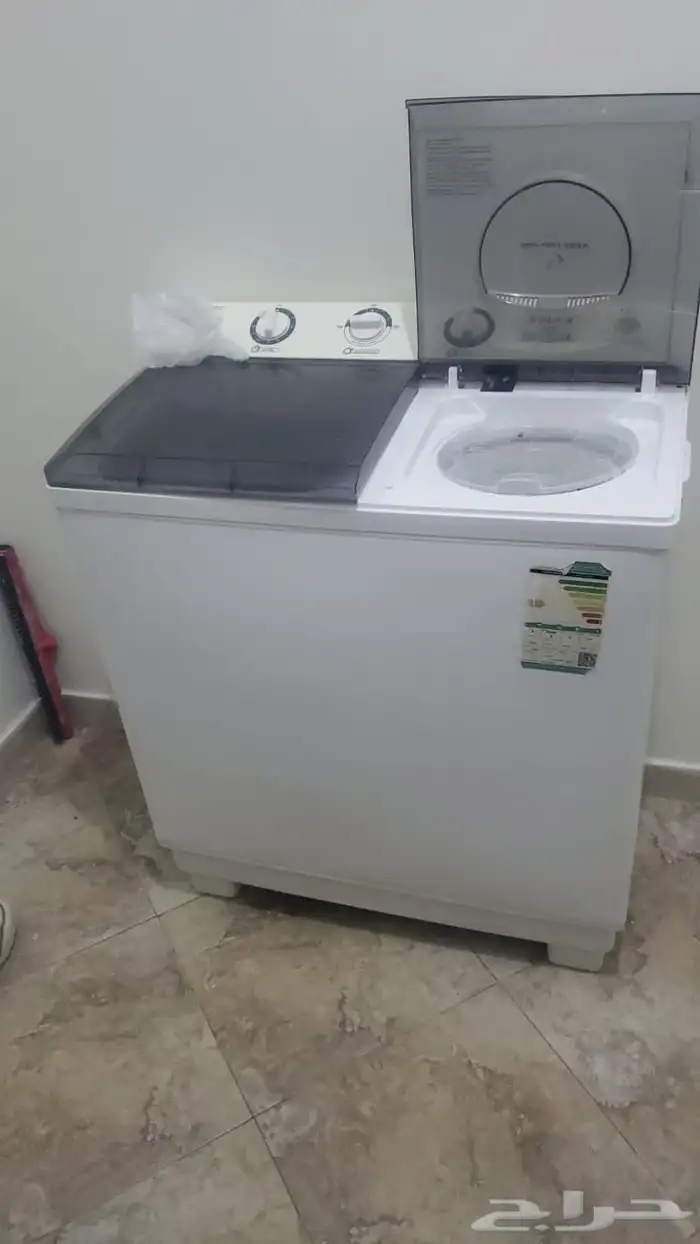 ثلاجه وغساله في حاله جيده استعمال شهر فقط 0