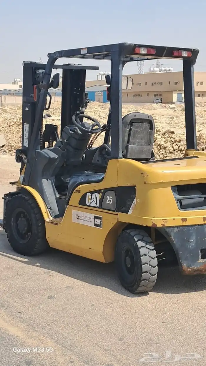 رافعة شوكيه للايجار الشهري بدون سواق ومعا السواق Forklift fo 0