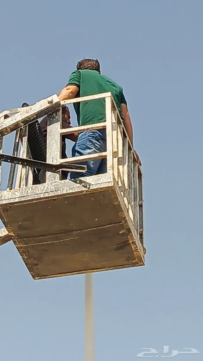 معدات ثقيله كرينات لوابد تريلات قلابات شيولات بوكلين حفار حف 1