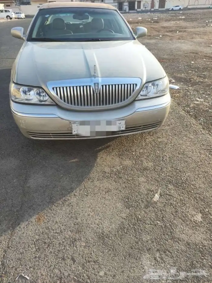 للبيع لنكون تاون كار 2005 6