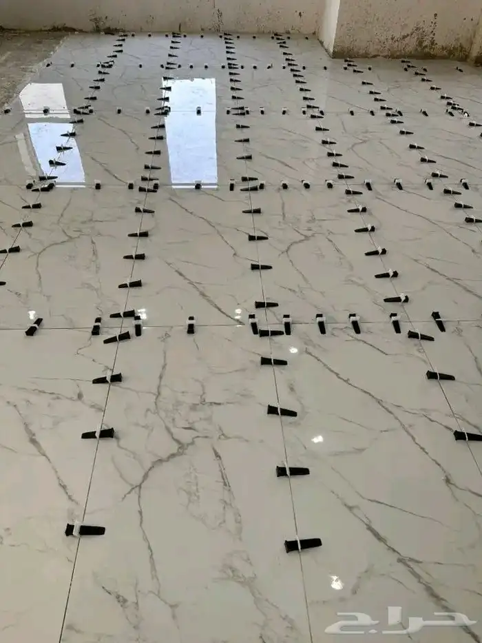 مبلط سيراميك وبرسلان ورخام باحترافيه 0