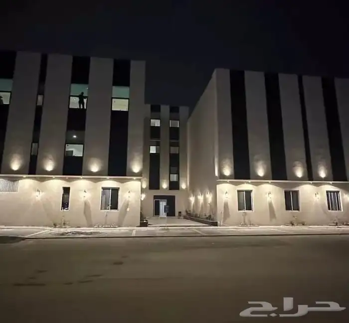 عماره للبيع مساحه 1400متر في حي ظهره لبن علي شارع ينبع جديدة 0