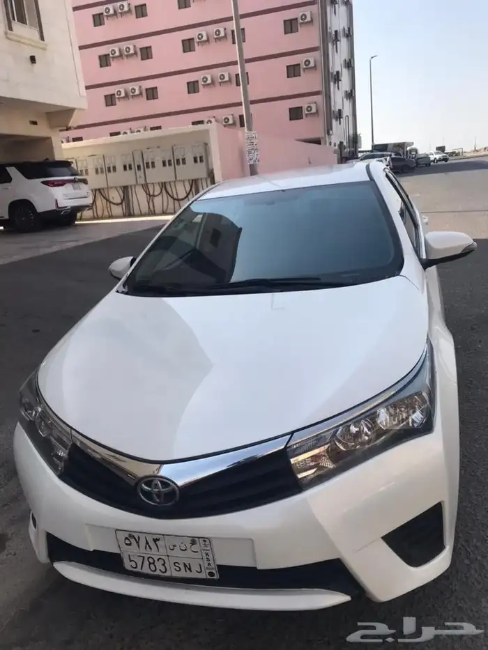 تويوتا كورولا 2015 1