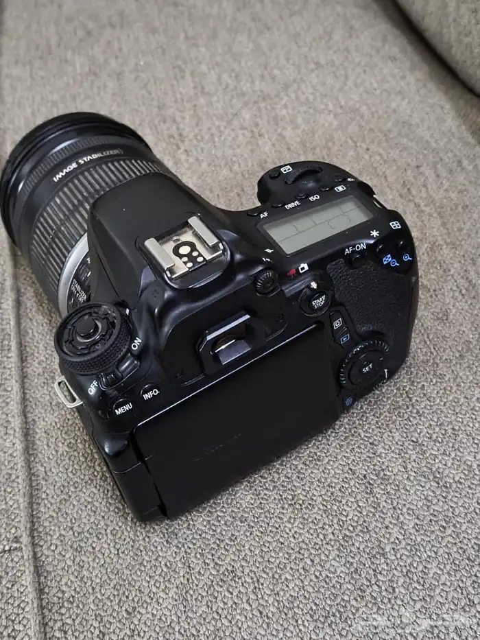كانون eos d70 2