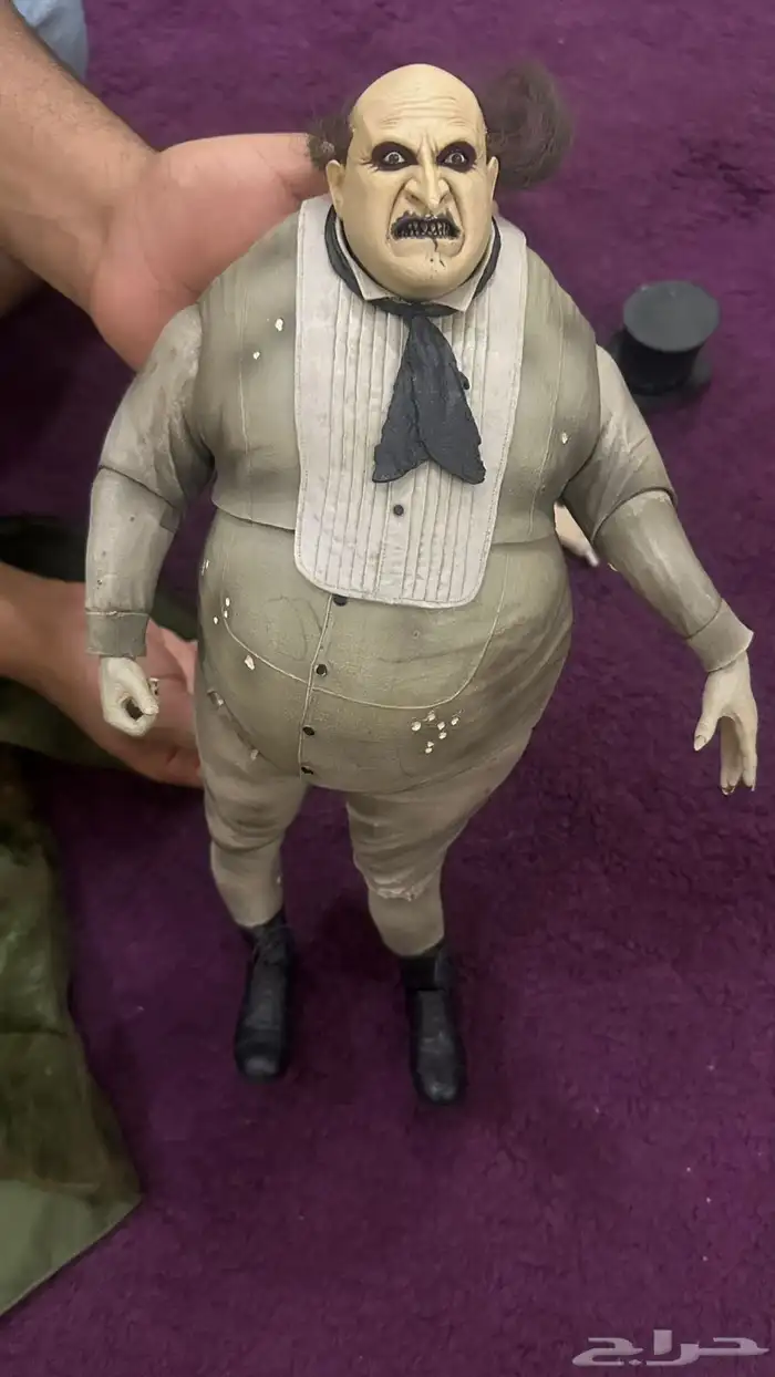 للبيع مجسم شخصية البطريق The Penguin باتمان 4