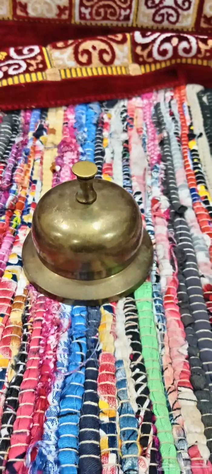 جرس قديييم تراثي نحاس حق استقبال من متحف أوروبي 0