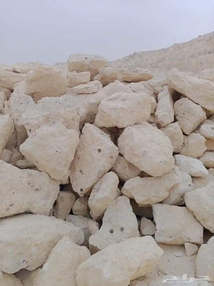 يوجد لدينا حجر جميع الاحجام ويوجد لدينا بيسكزرس ويوجد كنكري 1