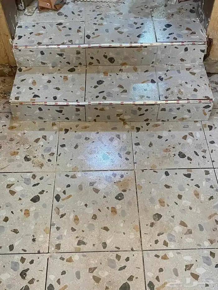 مبلط محترف وبسعر مناسب أنا حبيت شغله وقلت بنزله اعلان 4