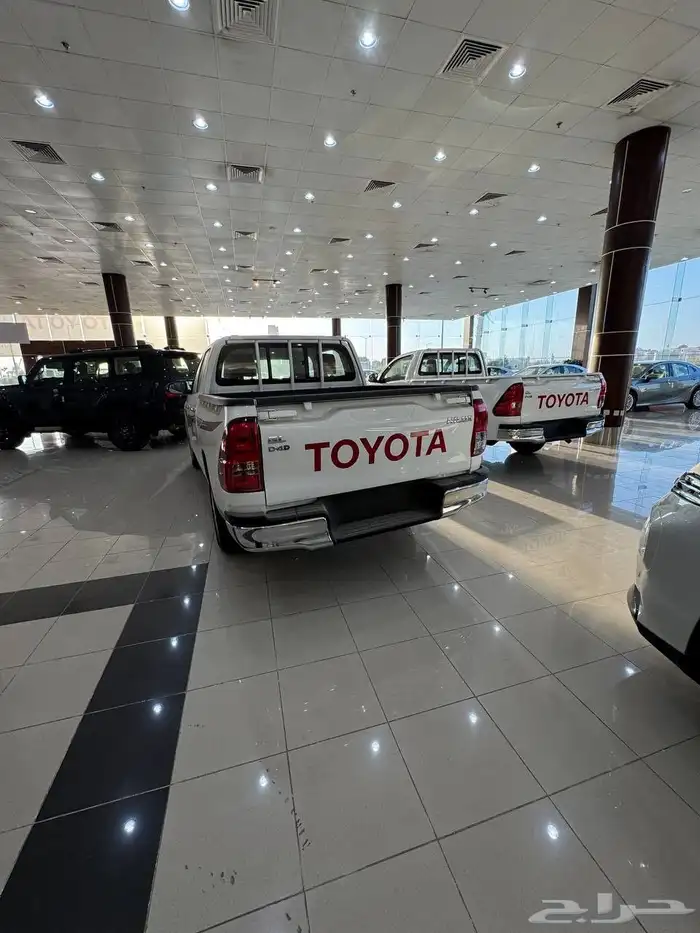 هايلوكس 2025 4