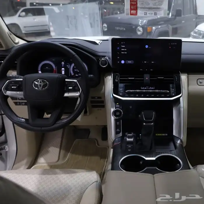 لاندكروزر VXR وارد قطر موديل 2025 7
