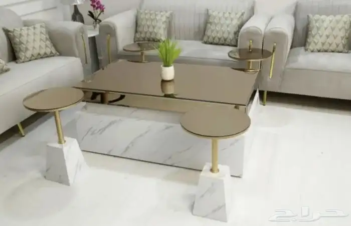 طاولات تفصيل حسب الطلب 32