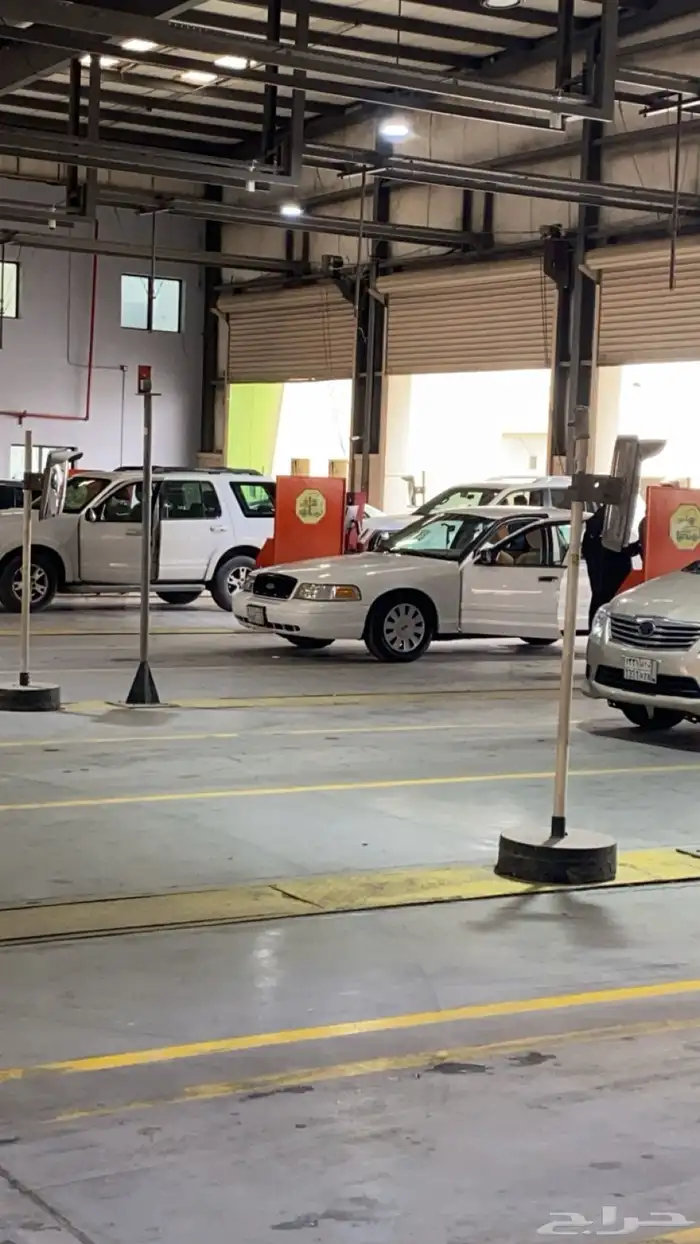 فورد بوليسي 2011 1