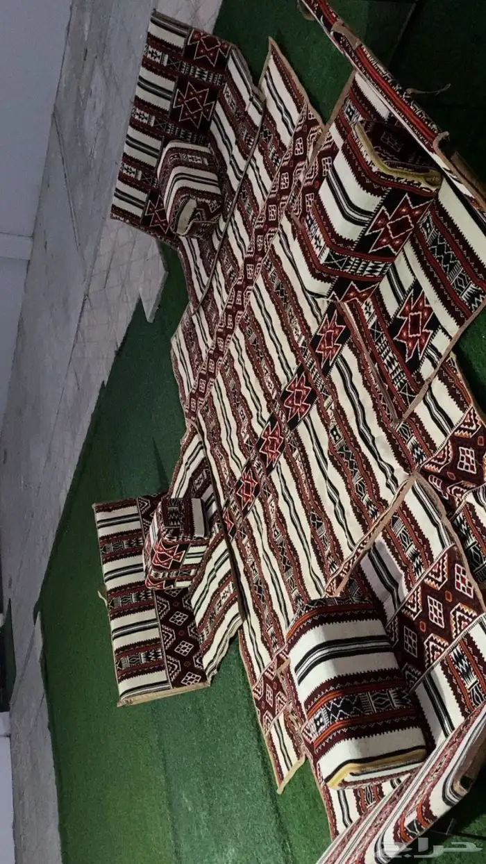 للبيع جلسه ارضيه 0