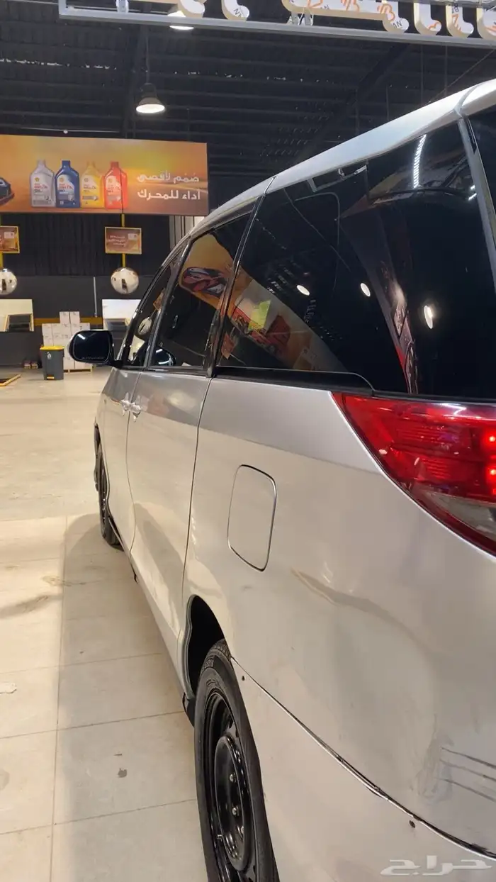 للبيع فان بريفيا 2012 4