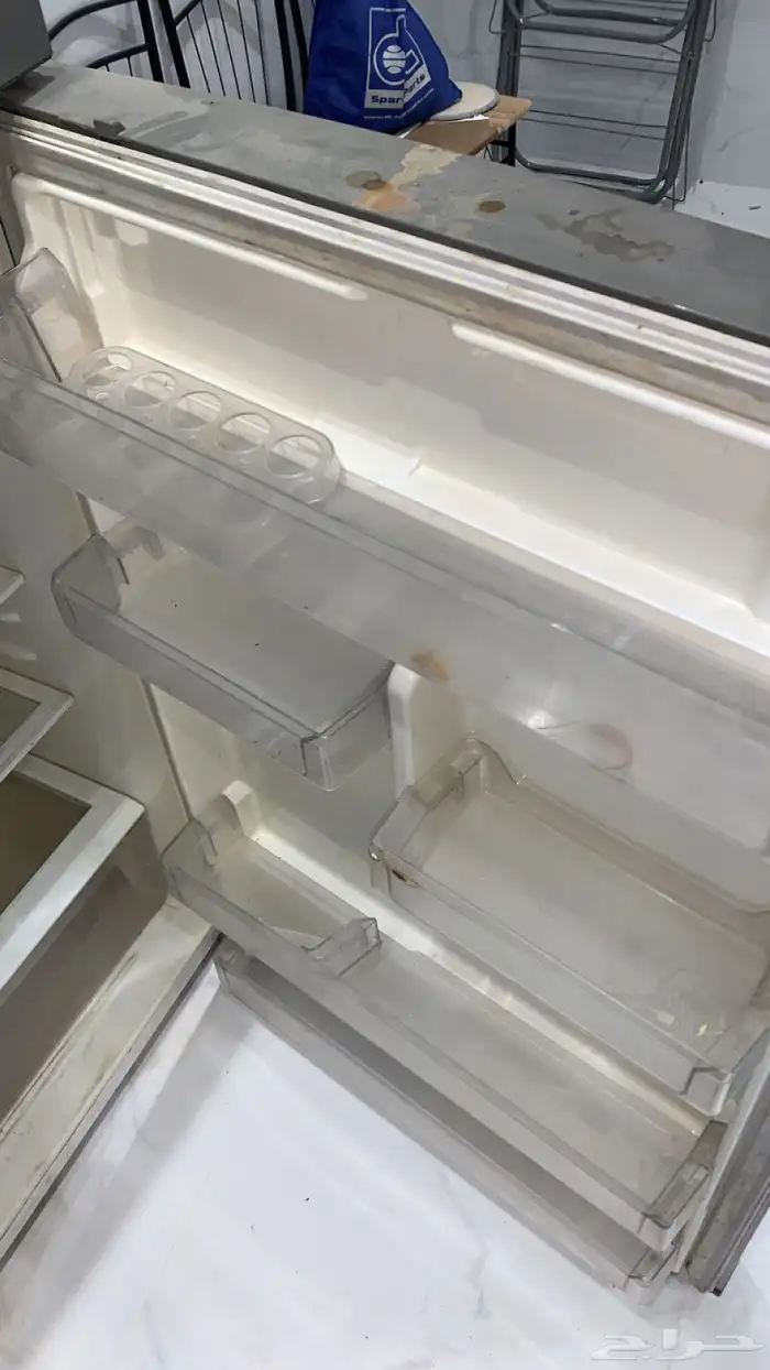 ثلاجه كبيره شركه LG 4