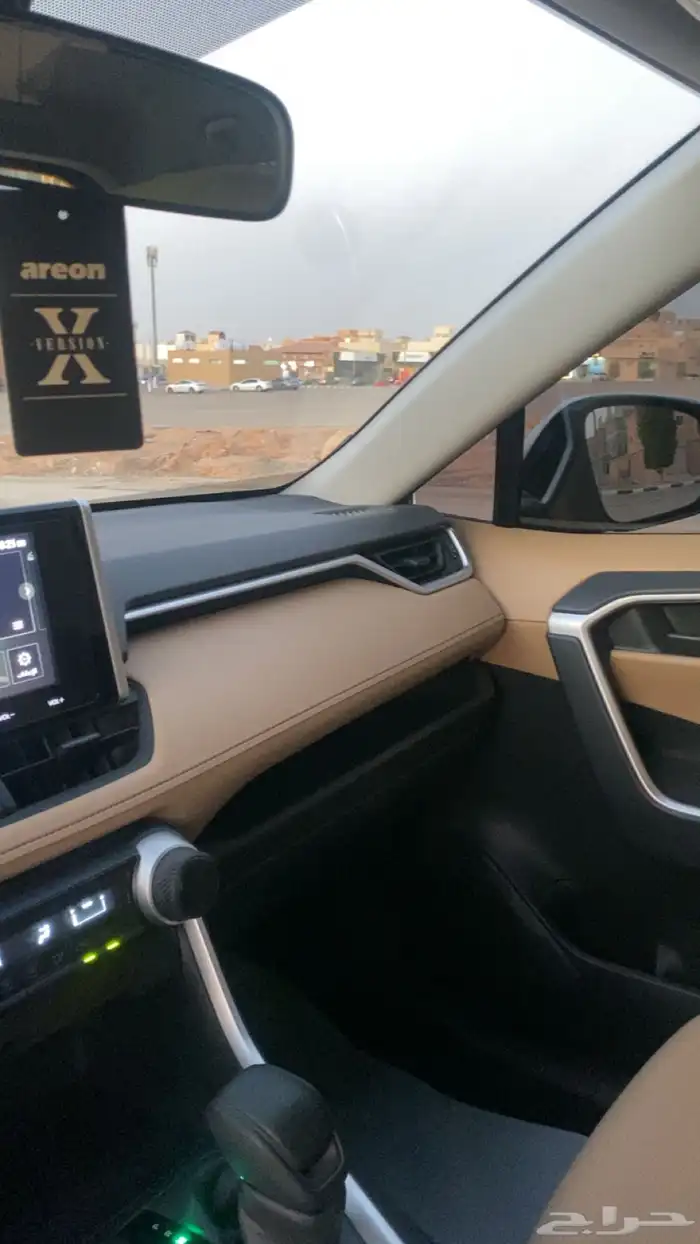 البيع جيب راف فور موديل 2025 5