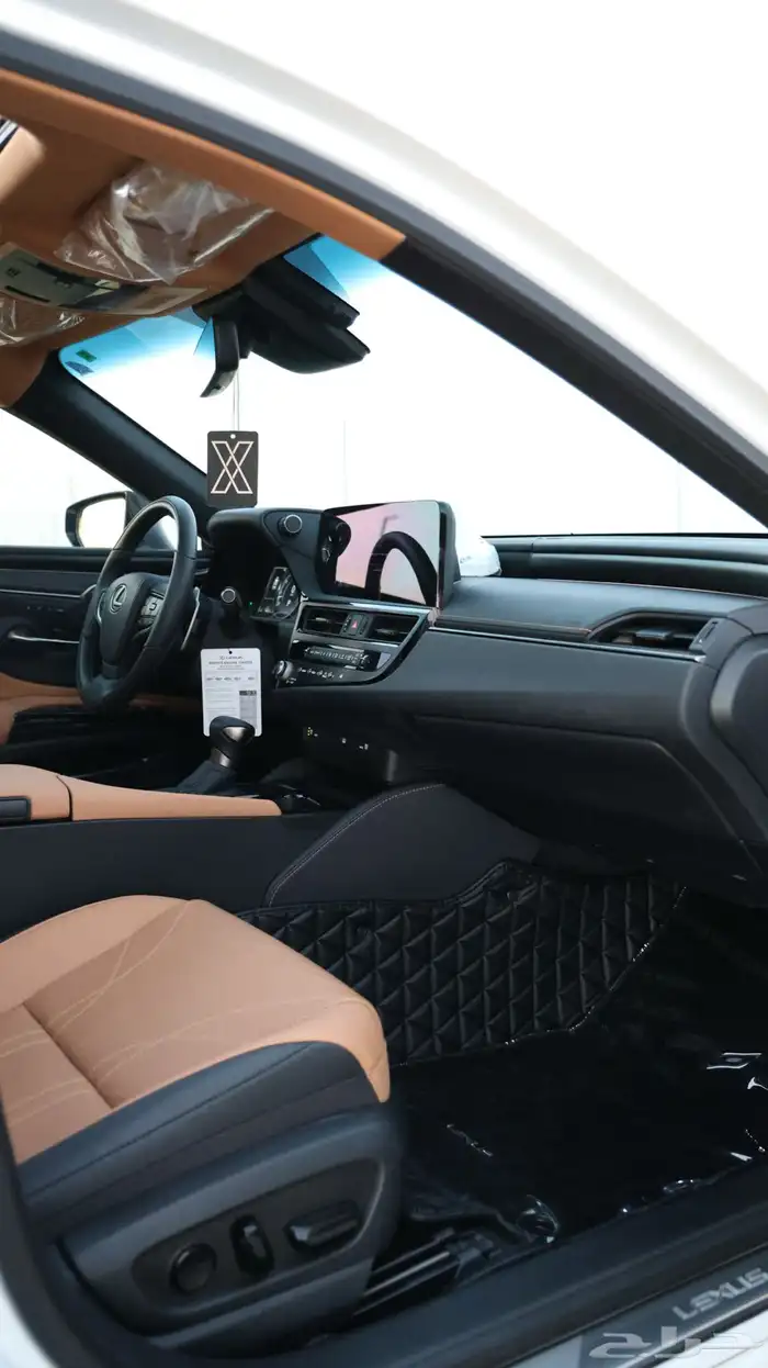 لكزس ES350 .. ( شبه جديد ) 38