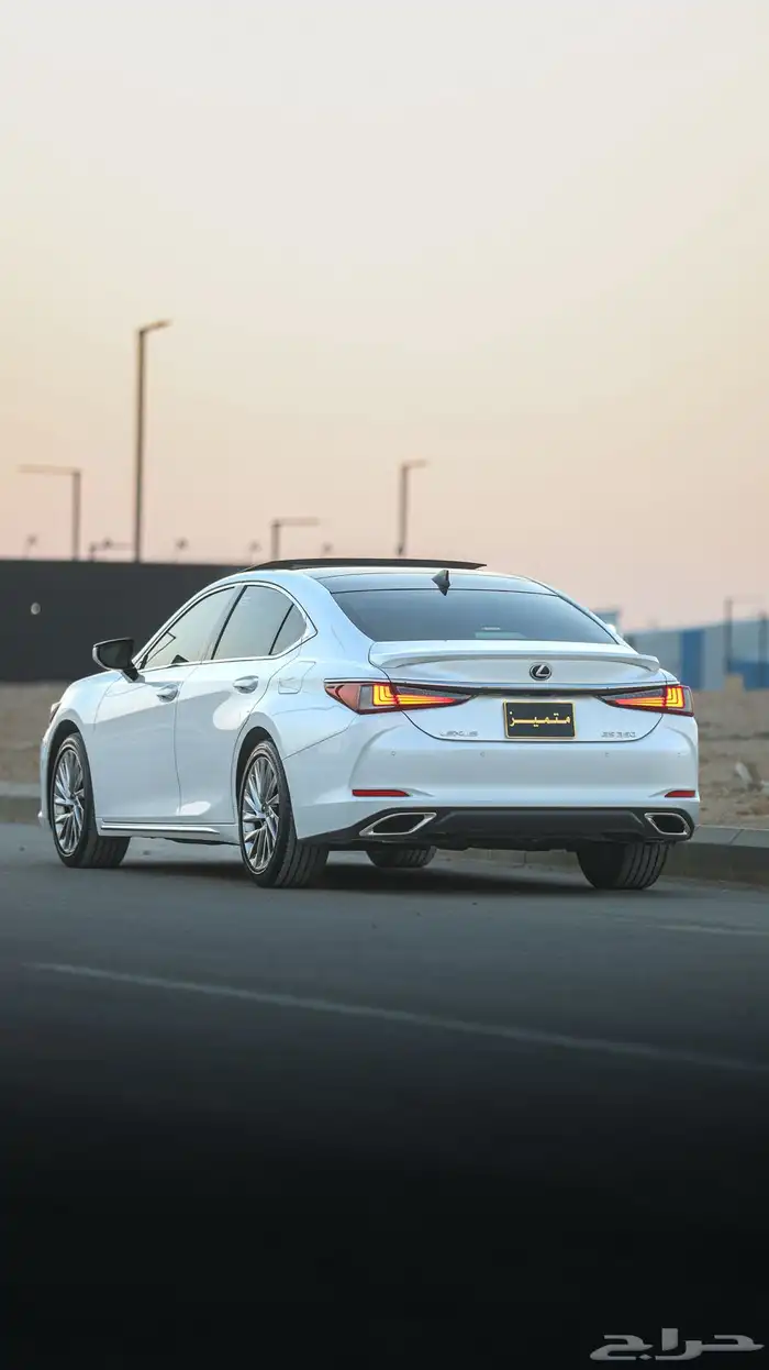 لكزس ES350 .. ( شبه جديد ) 3