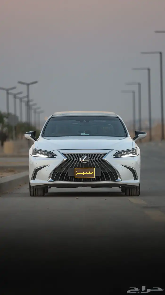 لكزس ES350 .. ( شبه جديد ) 4