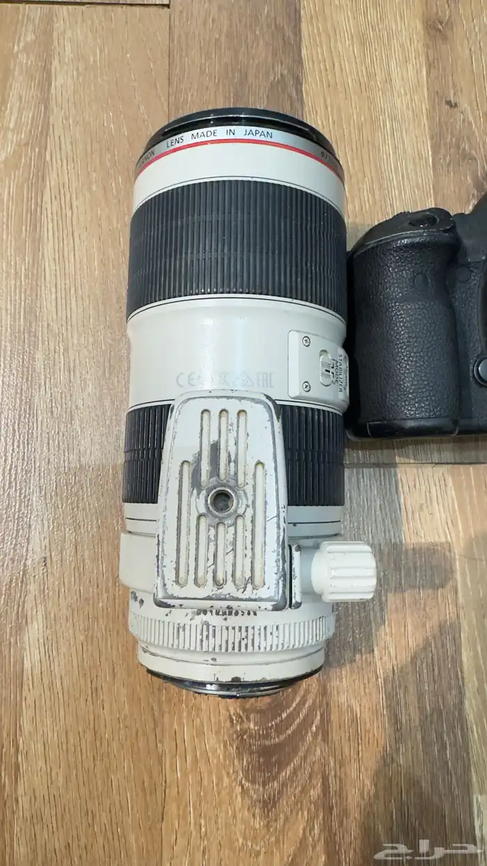 كاميرا كانون D5 5