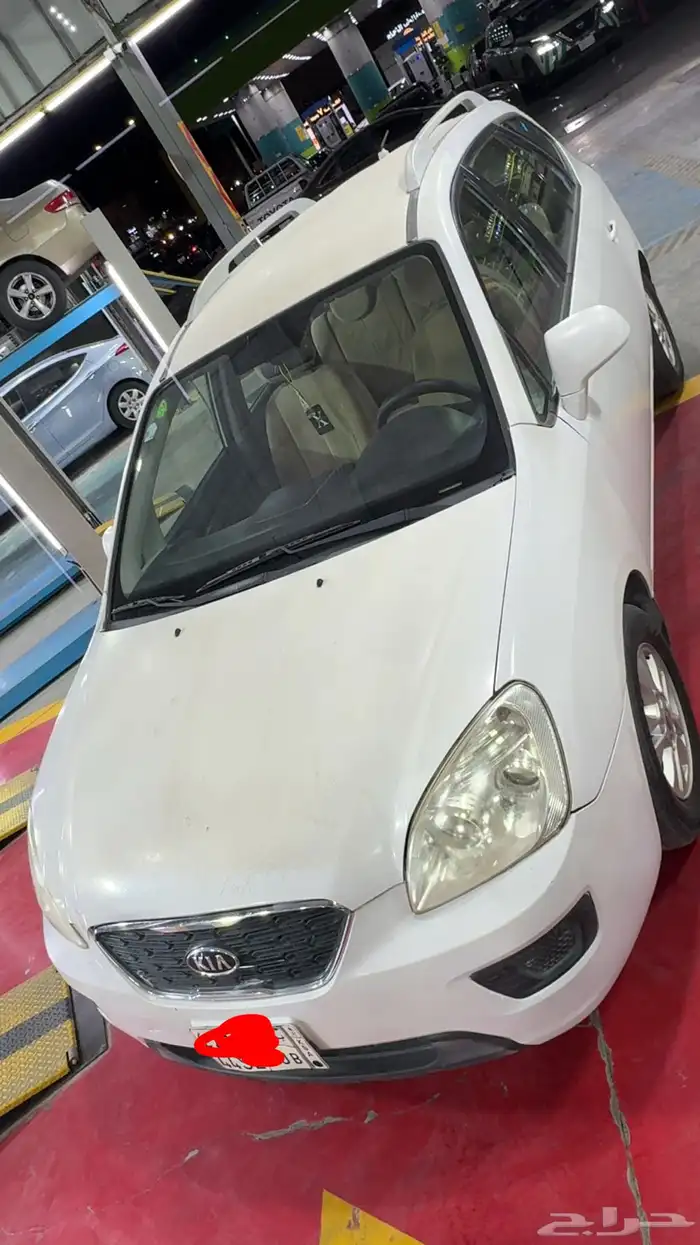 كيا كارينز 0