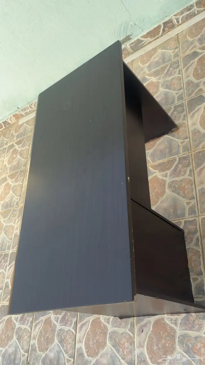 مكتب للبيع نظيف 4