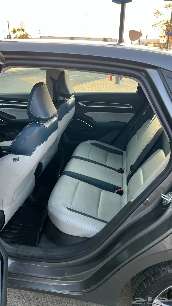 جيلي فل كامل 2023 4