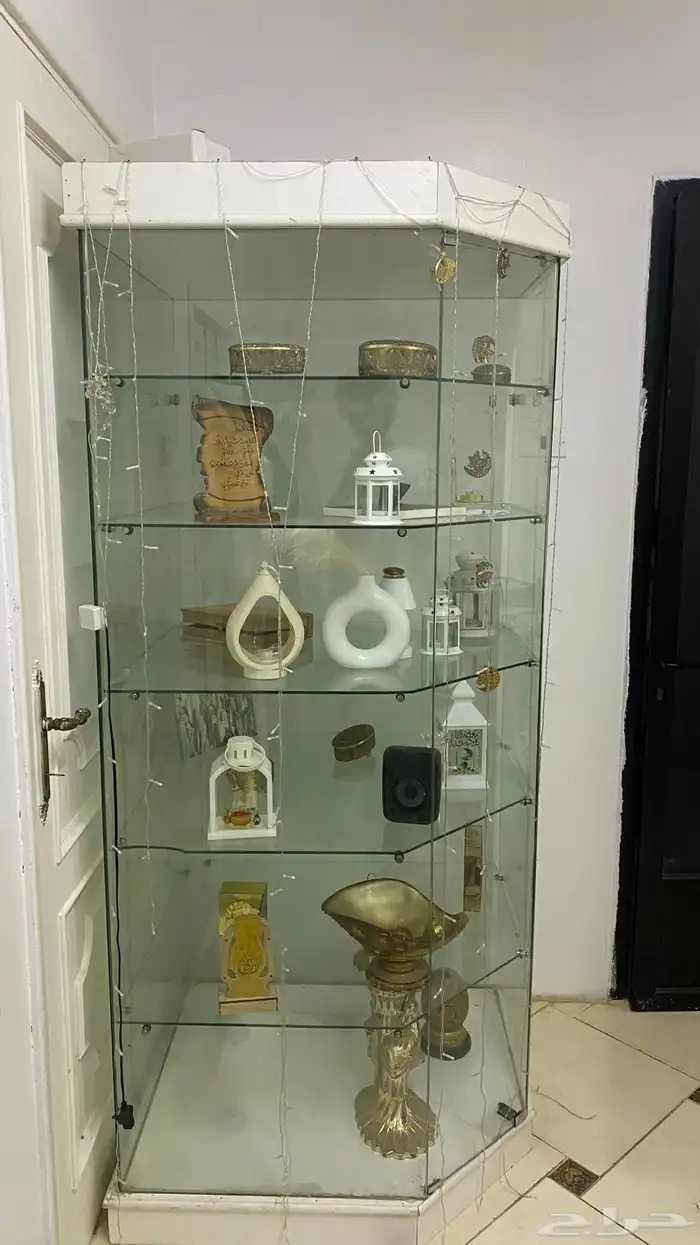 دولاب قزاز ارفف قزاز كبير جدا 1