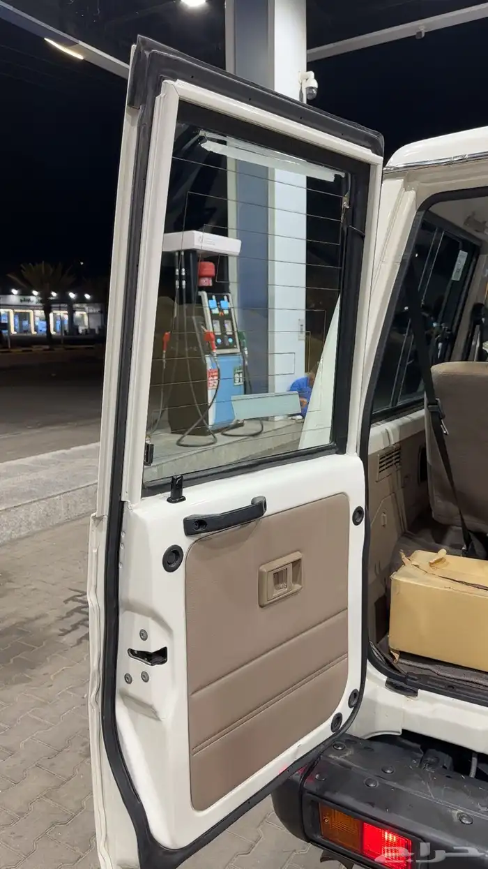 ربع ابيض 2024 دفلك وكالة للبيع 33