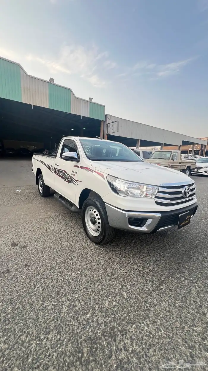 هايلوكس 2024 دبل غماره GLX ديزل 2.4 عادي 2