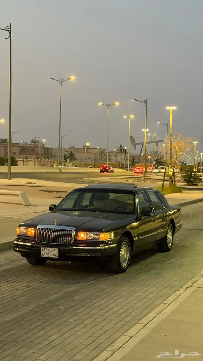 لينكون تاون كار 1995 28