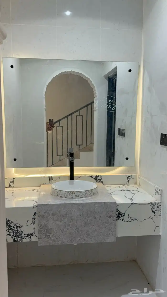 للبيع شقق دوبلكس مع حوش وكراج حي احد 71 10