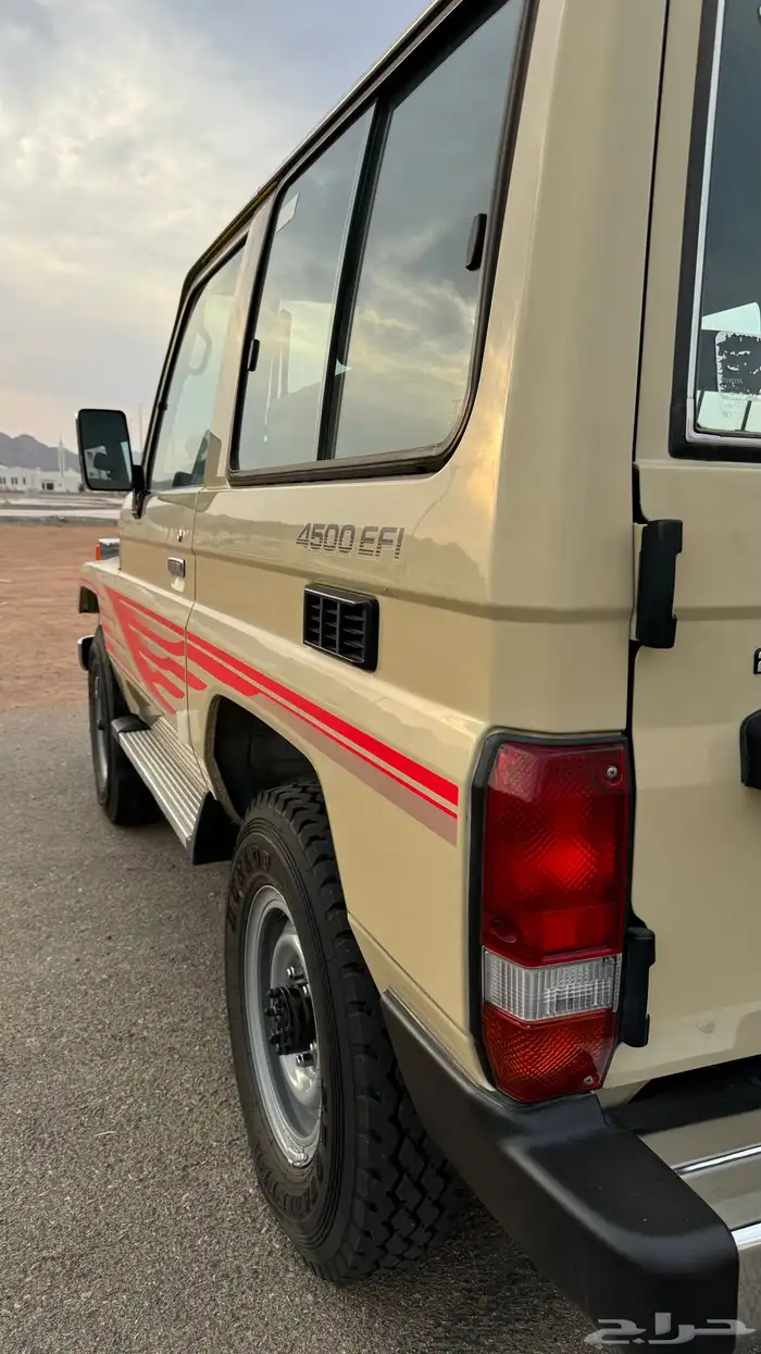 للبيع جيب ربع 2006 استخدام شخصي 7