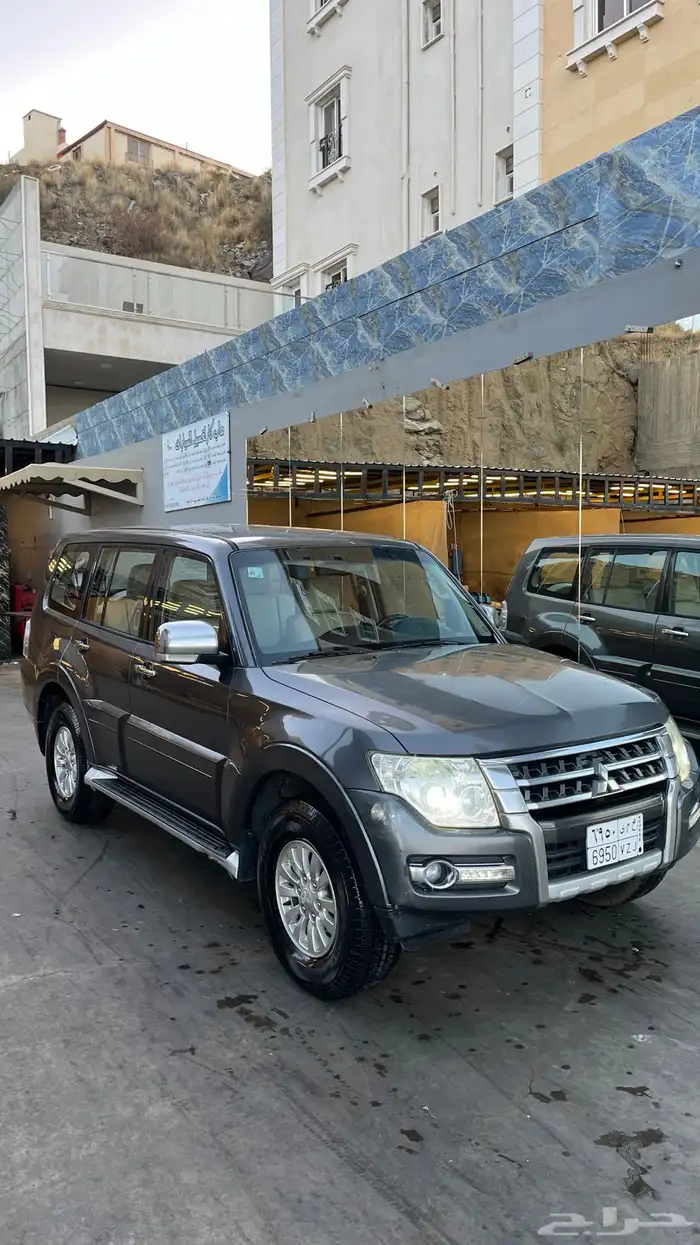 باجيرو 2015 ستاندر 6