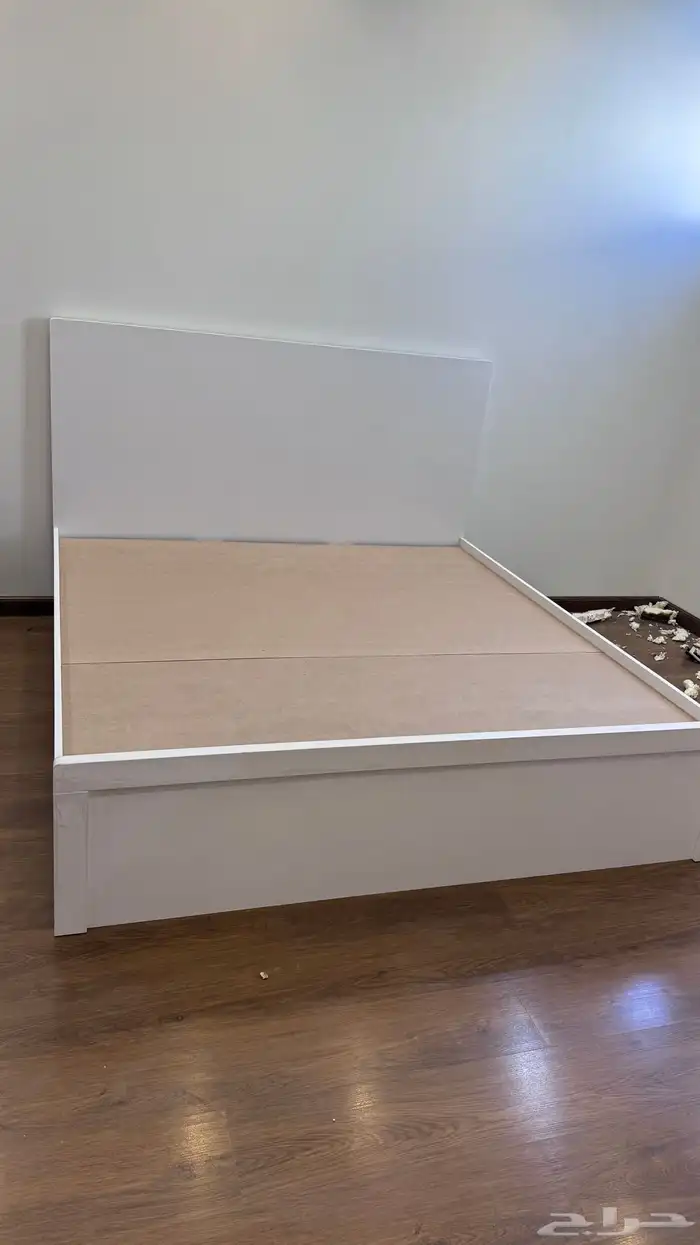 اثاث غرفة نوم وطاولة صاله 1