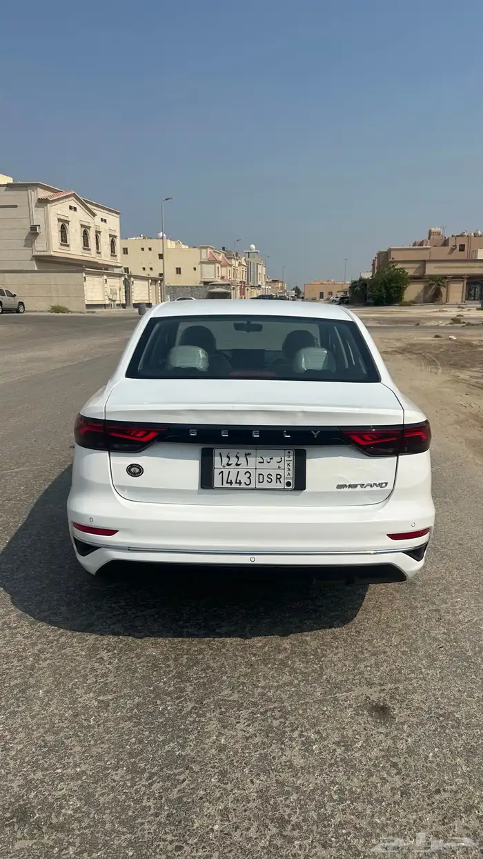 جيلي امجراند 7 2023 3