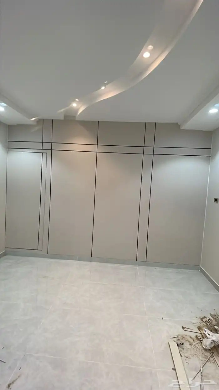 تفصيل غرف نوم وتركيب ديكورات خشبية والتنجيد ودهان الأبواب 3