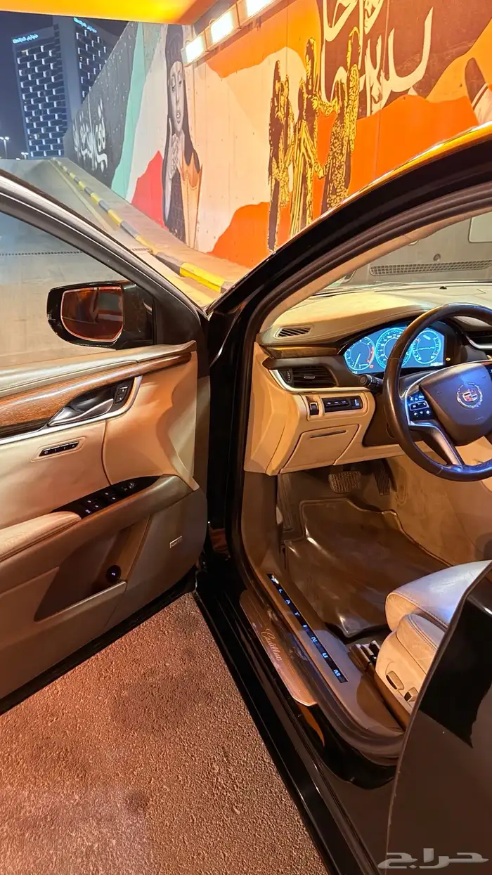 كاديلاك xts 2013 8