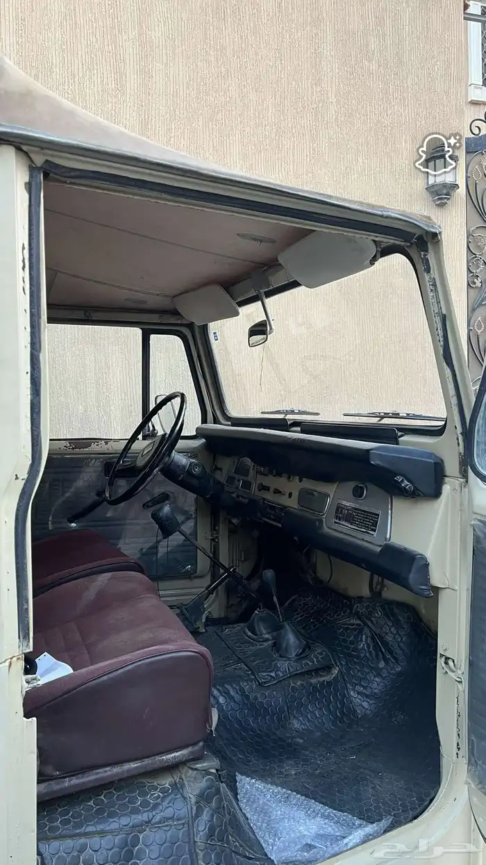 جيب ربع 1984 شراع 10