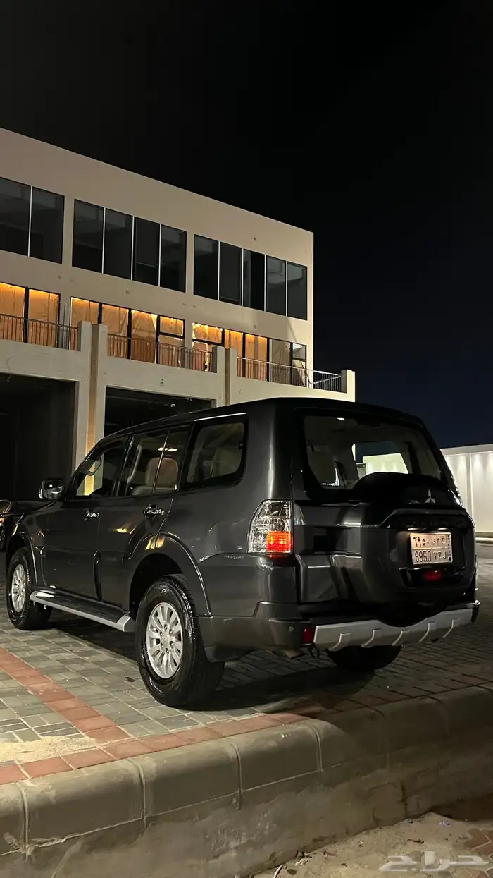 باجيرو 2015 ستاندر 4