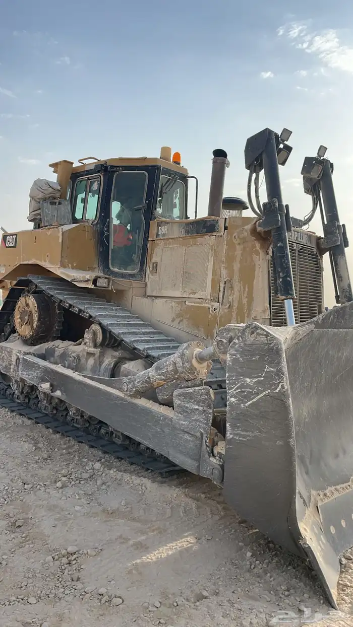 للايجار بلدوزر D8R 2