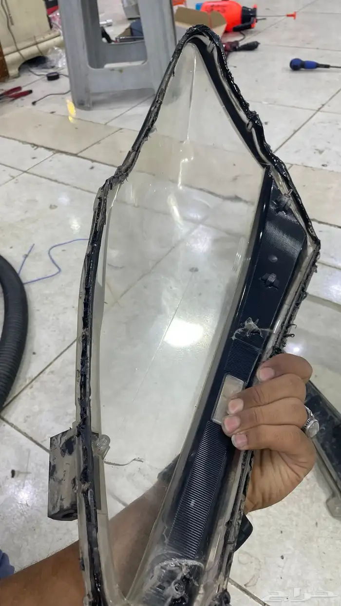 غزاز شمعات لكزس IS 250 مستخدم 0