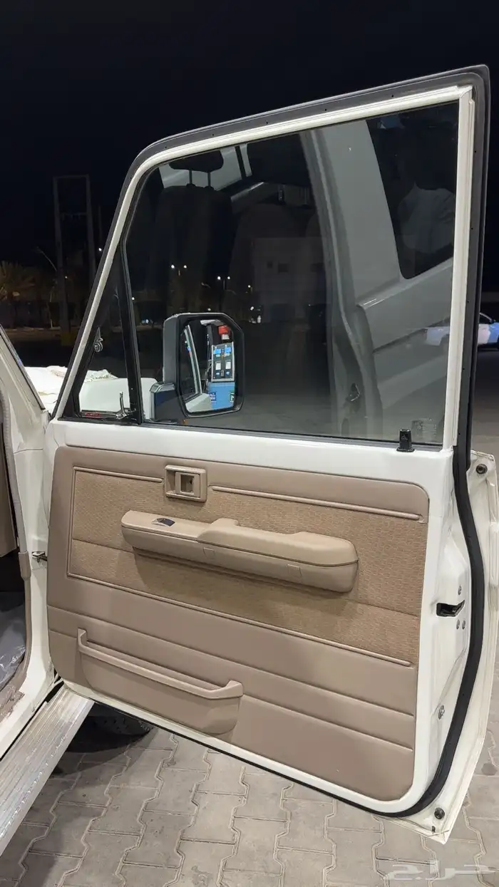 ربع ابيض 2024 دفلك وكالة للبيع 46