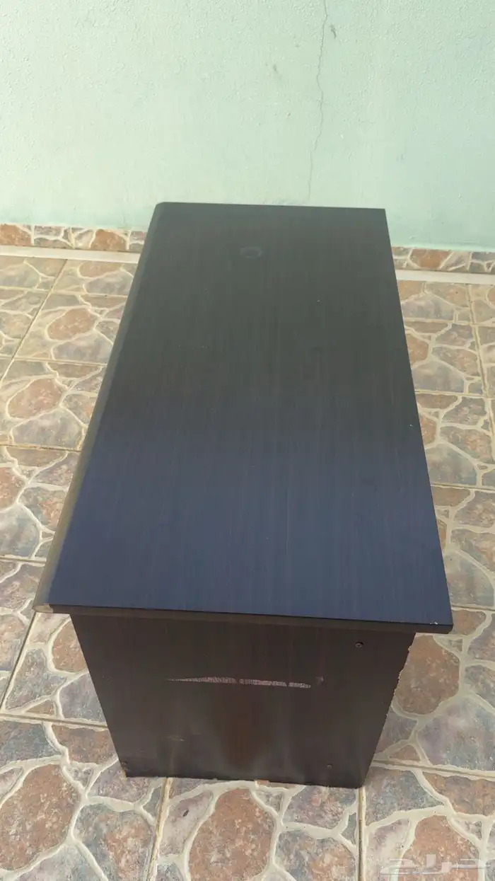 مكتب للبيع نظيف 1
