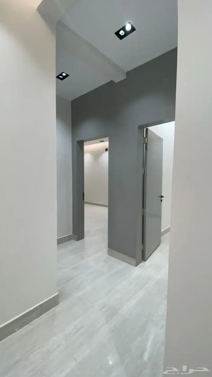 للبيع فيلا بحي الندوة 4