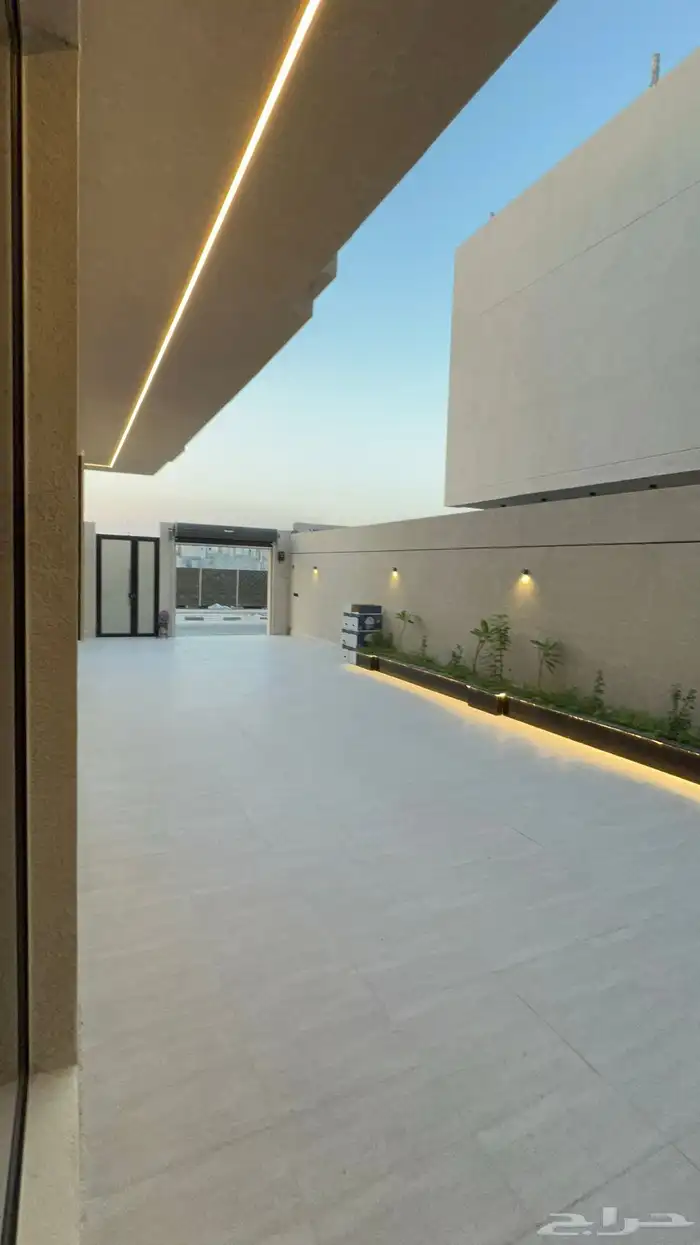 للبيع فيلا منفصله 439 متر بالشعله تصميم عصري 4